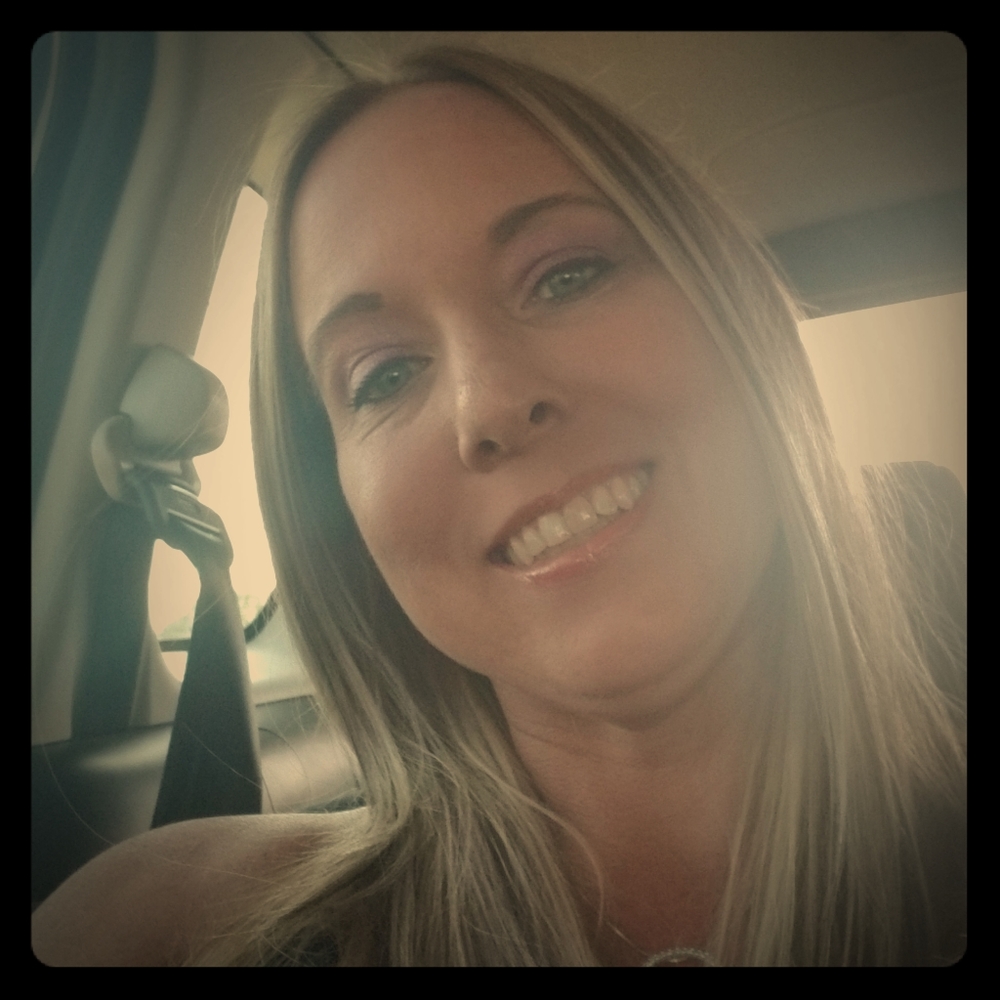 Meet your Posher, Melissa